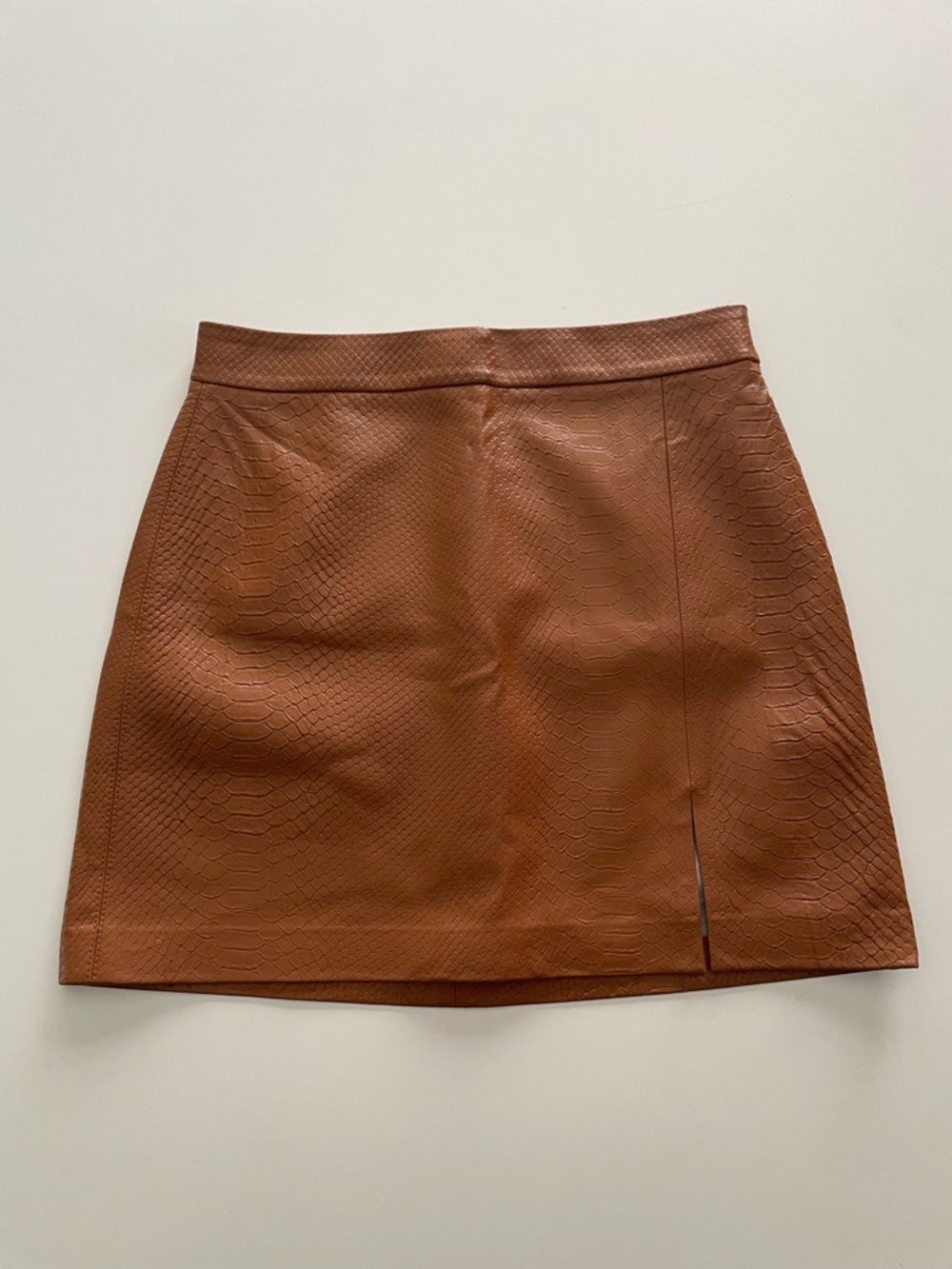 Aritzia Wilfred Patio Faux Snake Skin Mini Skirt